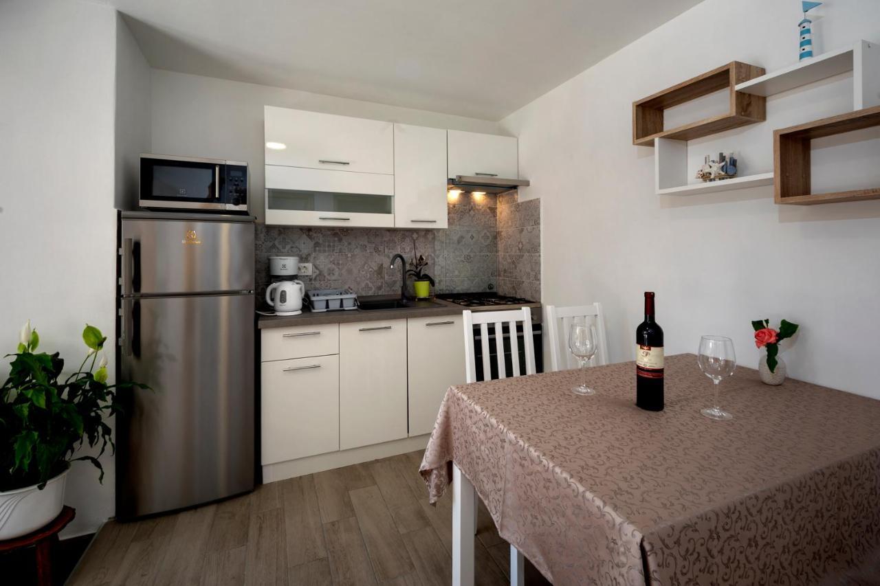 Apartments Rafael Poreč Eksteriør bilde